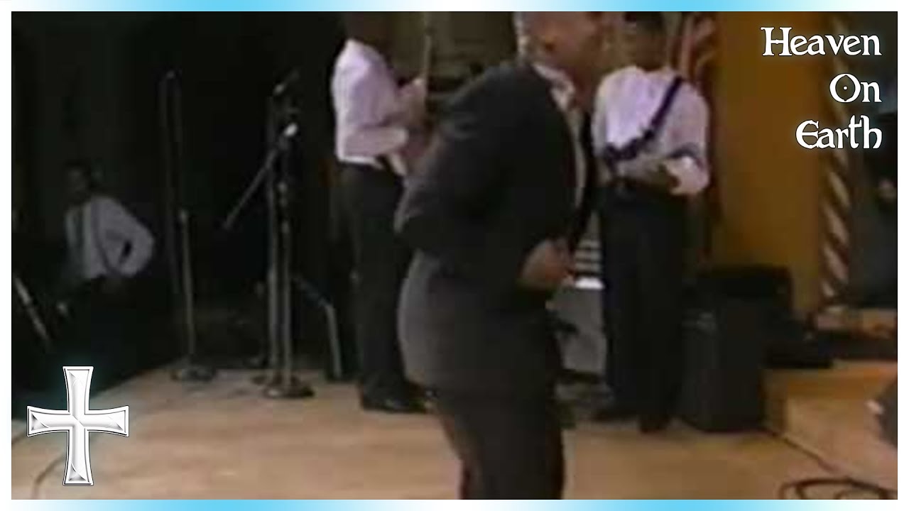 I Feel Like Praising Him - O'landa Draper & the Associates Choir
