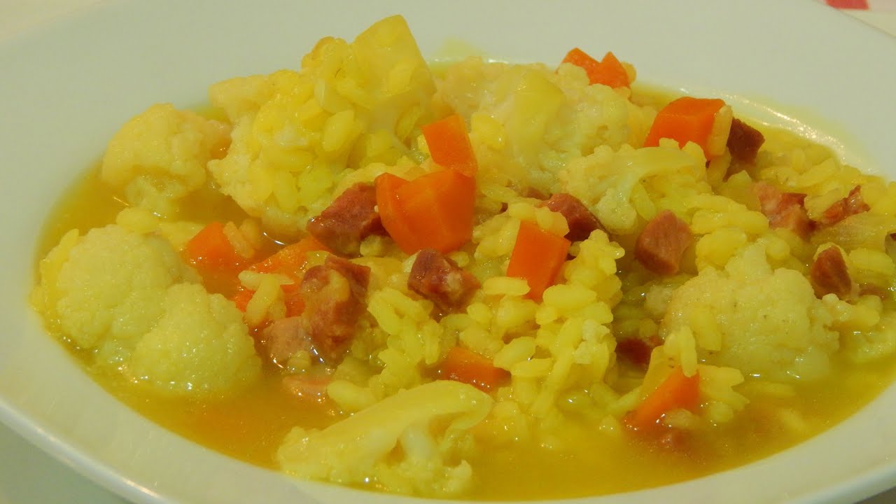 Receta fácil de arroz caldoso con coliflor
