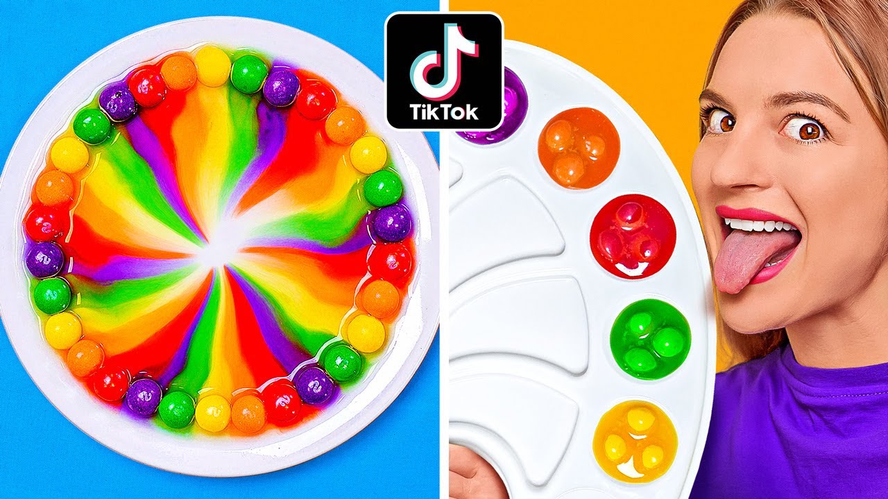 TRỘN LẪN 10000 VI&Ecirc;N KẸO SKITTLES || Cầu Vồng Kẹo Skittles Khổng Lồ! Th&iacute; Nghiệm Khoa Học!
