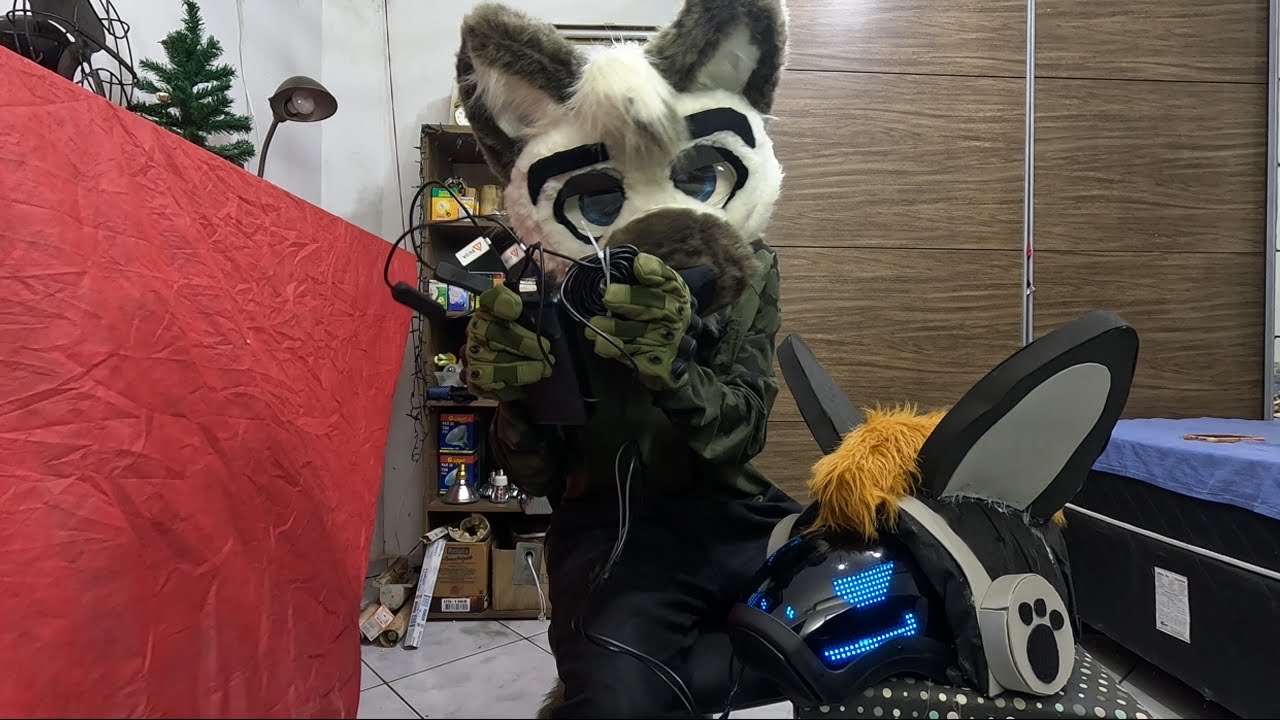 Я сделал Протоген (мой первый самодельный фурсьют)