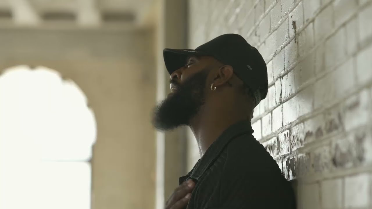 Joshua Showtime Williams - Let Me [Official Music Video]