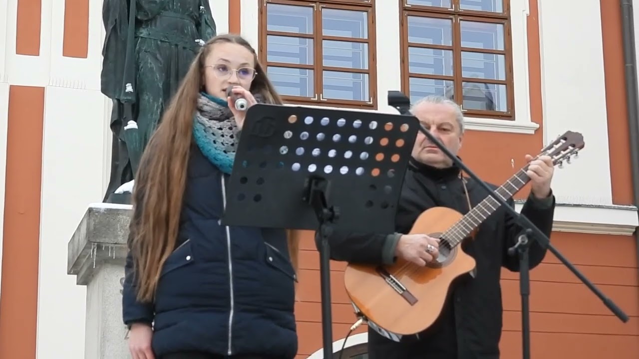 PELHŘIMOV: Stojíme za prezidentem - Modlitba pro Martu a Náměšť