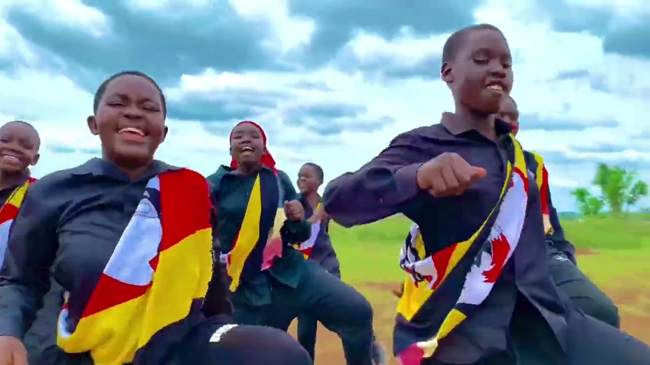 ABADDE ANI FT TITUS KUTEESA DANCE COVER @tituskuteesa 