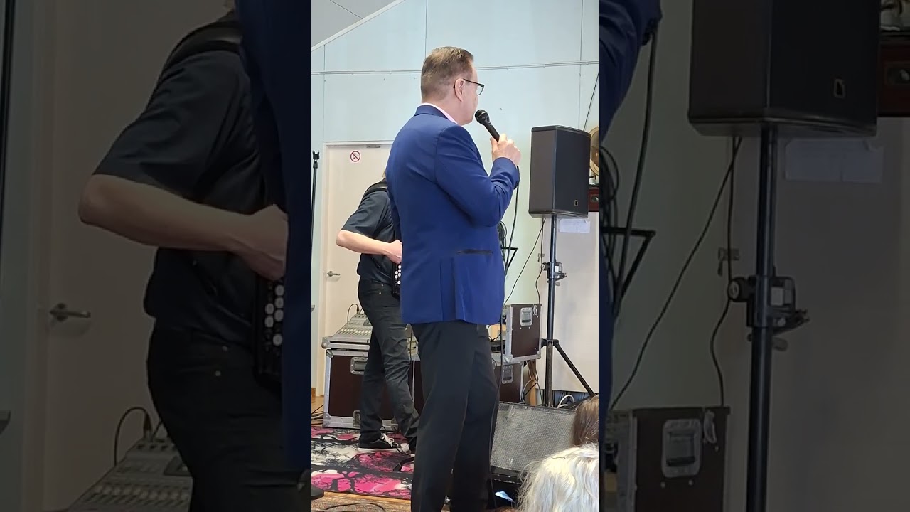 Juha Vartiainen ja Roulette Elimäen Vilppulan Ns: talolla 01.04.2024