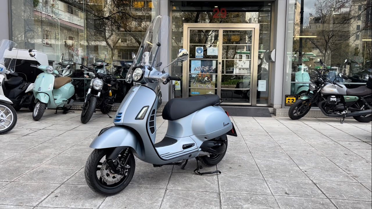 Vespa GTS 300 | Hyper Platinum