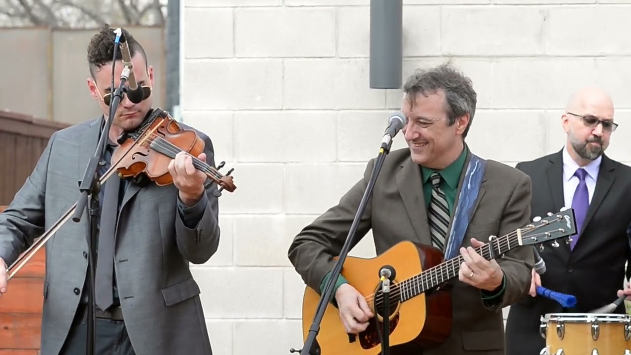 Back Porch Session: Robert Earl Keen