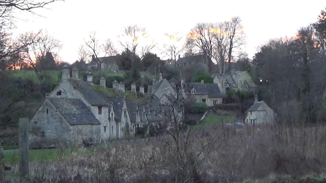 Bibury -Cotswolds beauty.   Бибери-Котсуолдская красавица.