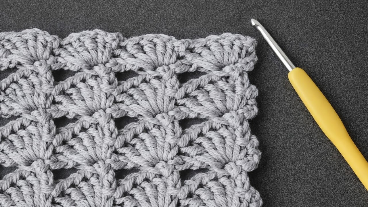 This Easy Crochet Stitch Creates a Beautiful, Even Texture