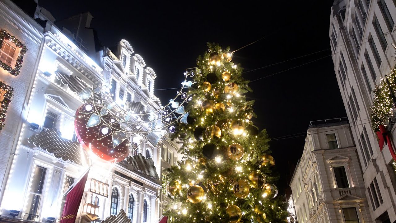 Exploring The Captivating Christmas Lights in Old Bond Street & Mayfair 🌟🎄✨