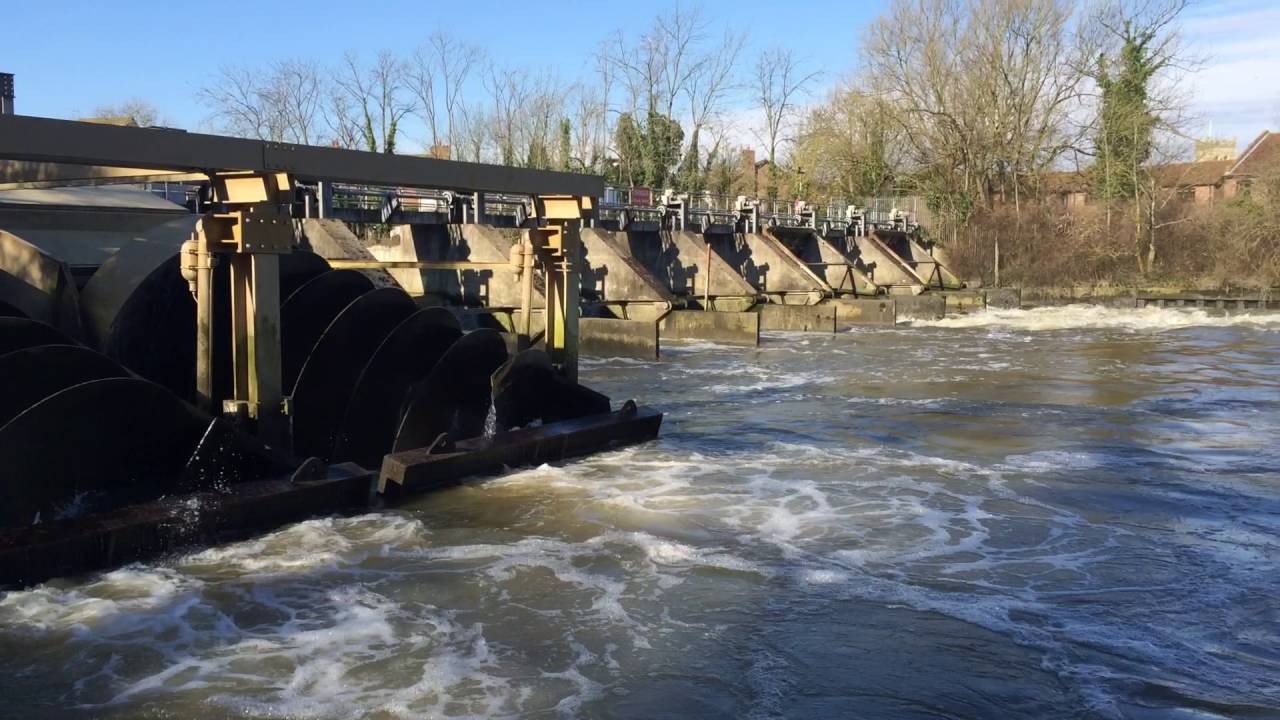 Romney Weir Hydro Power Screw Turbines