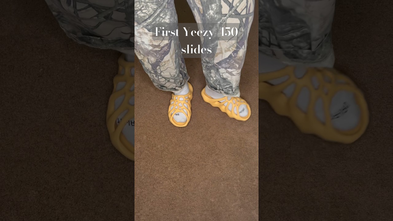 Very first pair of Yeezy 450 slides!✨ 