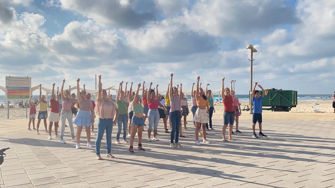 Flashmob- Flamenco on the beach