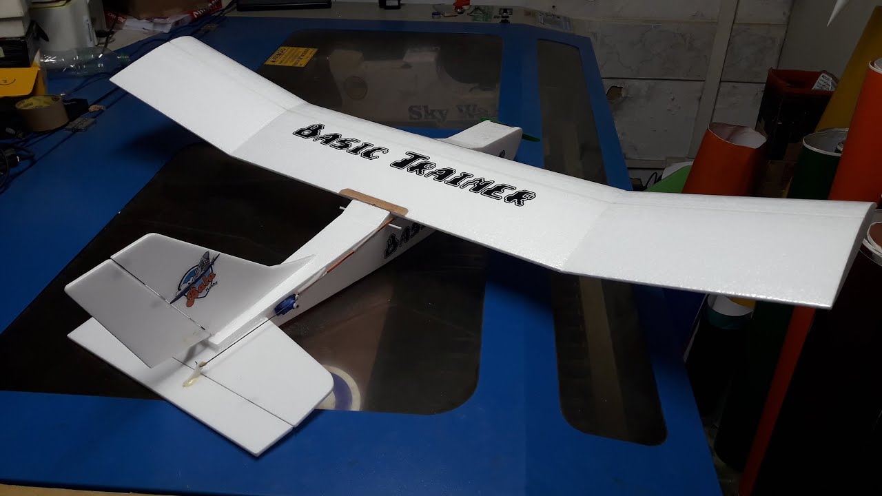 Montagem / Construção aeromodelo Treinador 01 de 02