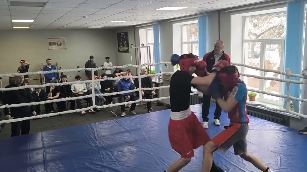Сологуб Вадим - Туров спарринг 