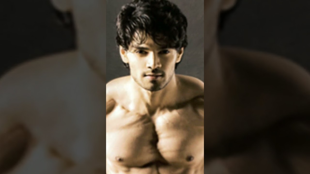 New Body In Bollywood Actor In Sooraj pancholi💪💪#shorts#shortsvideo