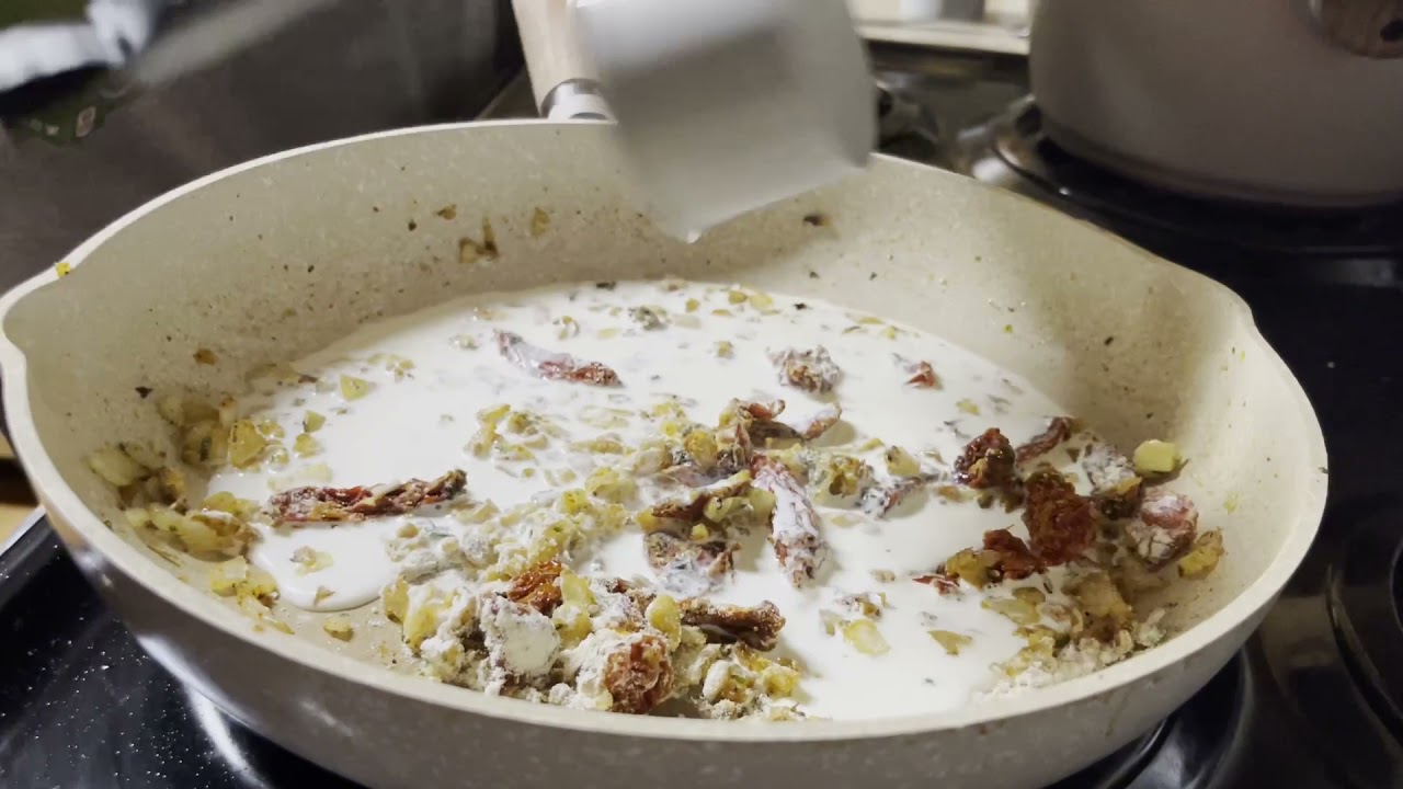 Tuscan Chicken Pasta: Mobile Video Project