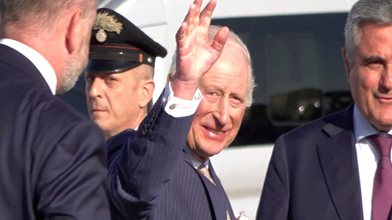 CIAMPINO   il RE CARLO E CAMILLA ARRIVANO A ROMA