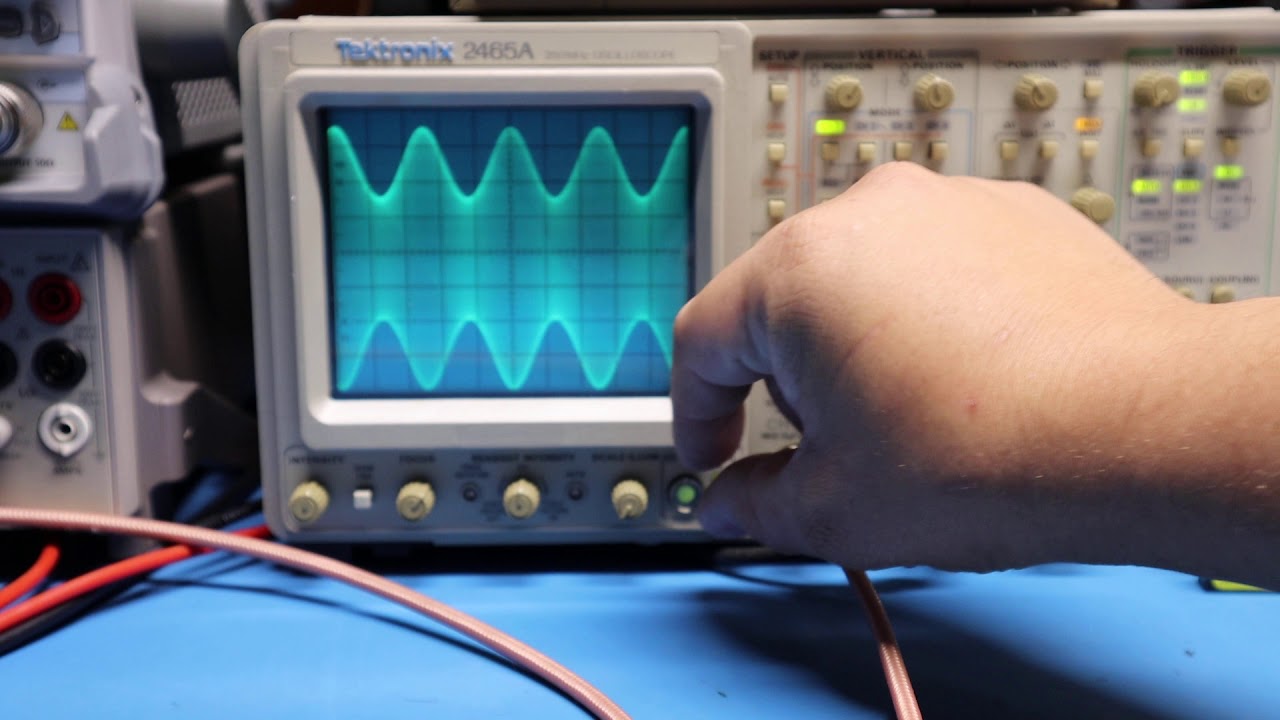 How to Measure AM Modulation Percentage With An Oscilloscope