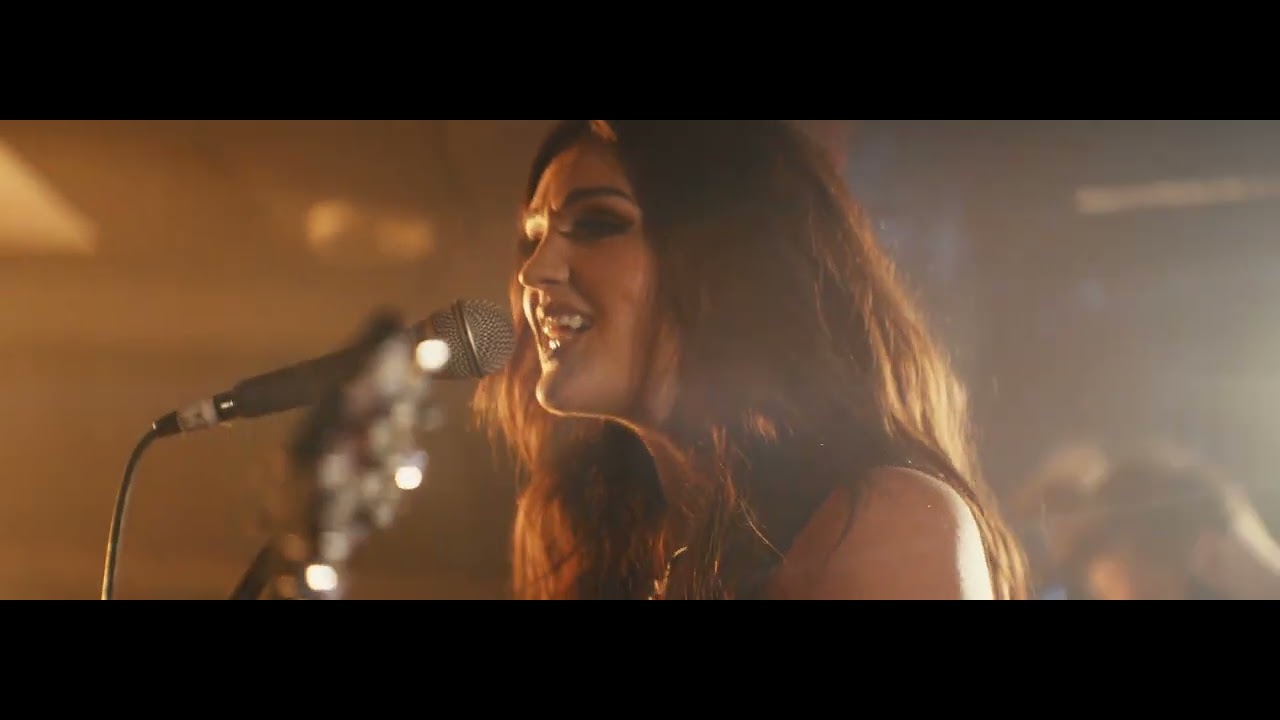 Julie Eddy - Johnnie Walker Blues (Official Music Video)