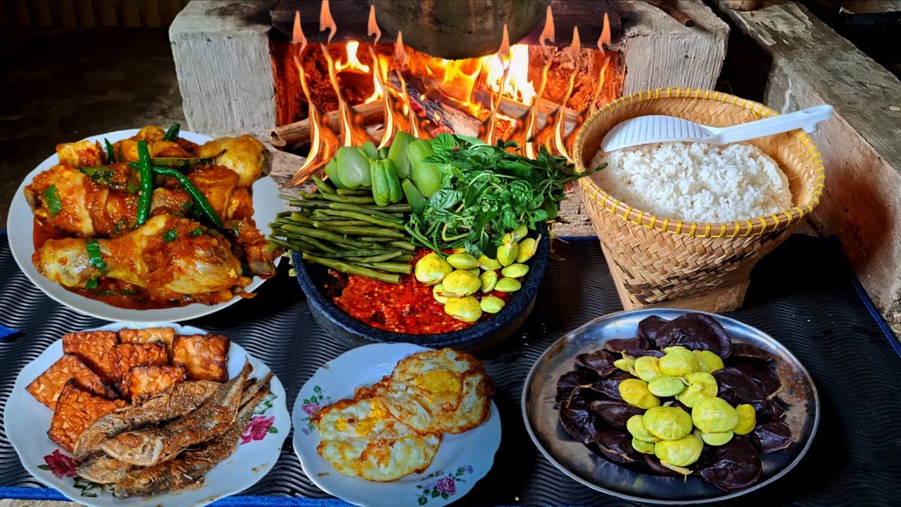 MENU MBG TERNIKMAT,BIKIN NAMBAH LAGI DAN LAGI.JENGKOL MUDA MENTAH,SAMBEL TERASI,ASIN JAPUH NASI AKEL