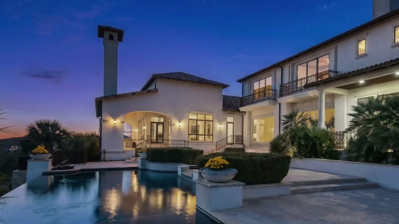 Modern Masterpieces: Luxury Homes for Sale with Cutting Edge Design