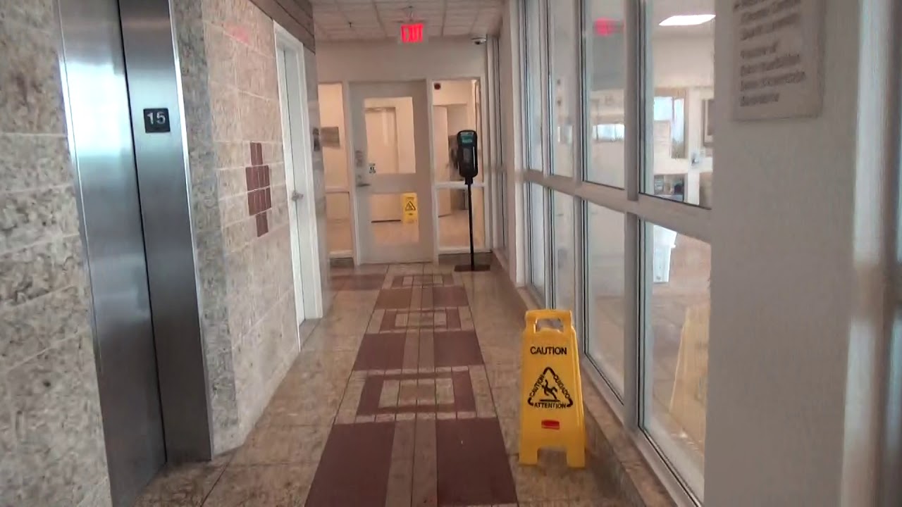 Full hotel tour of Courtyard by Marriott hotel in Ottawa