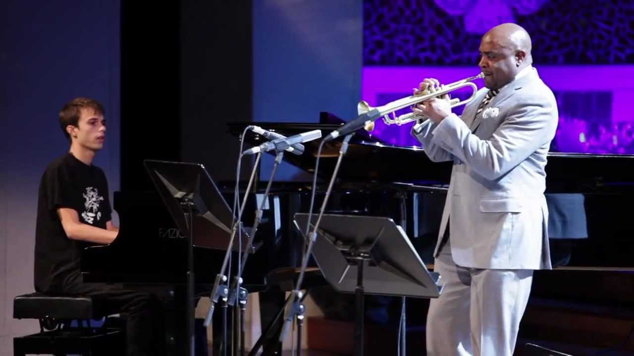 2011 Half nelson   SANT ANDREU JAZZ BAND  ( JOAN CHAMORRO DIRECTOR ) & TERELL STAFORD