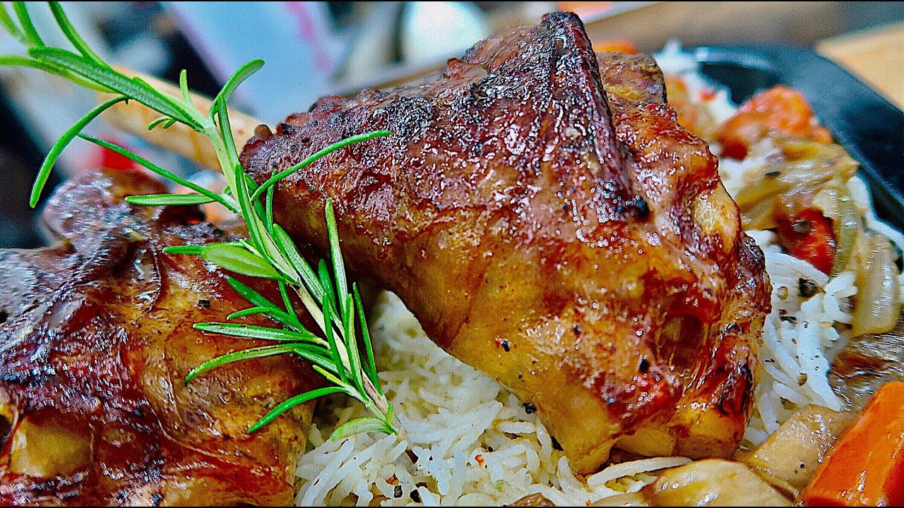 موزة ضانى فى الفرن || مع ارز أبيض بنكهة الزبدة والثوم mutton shanks in oven -English subtitles