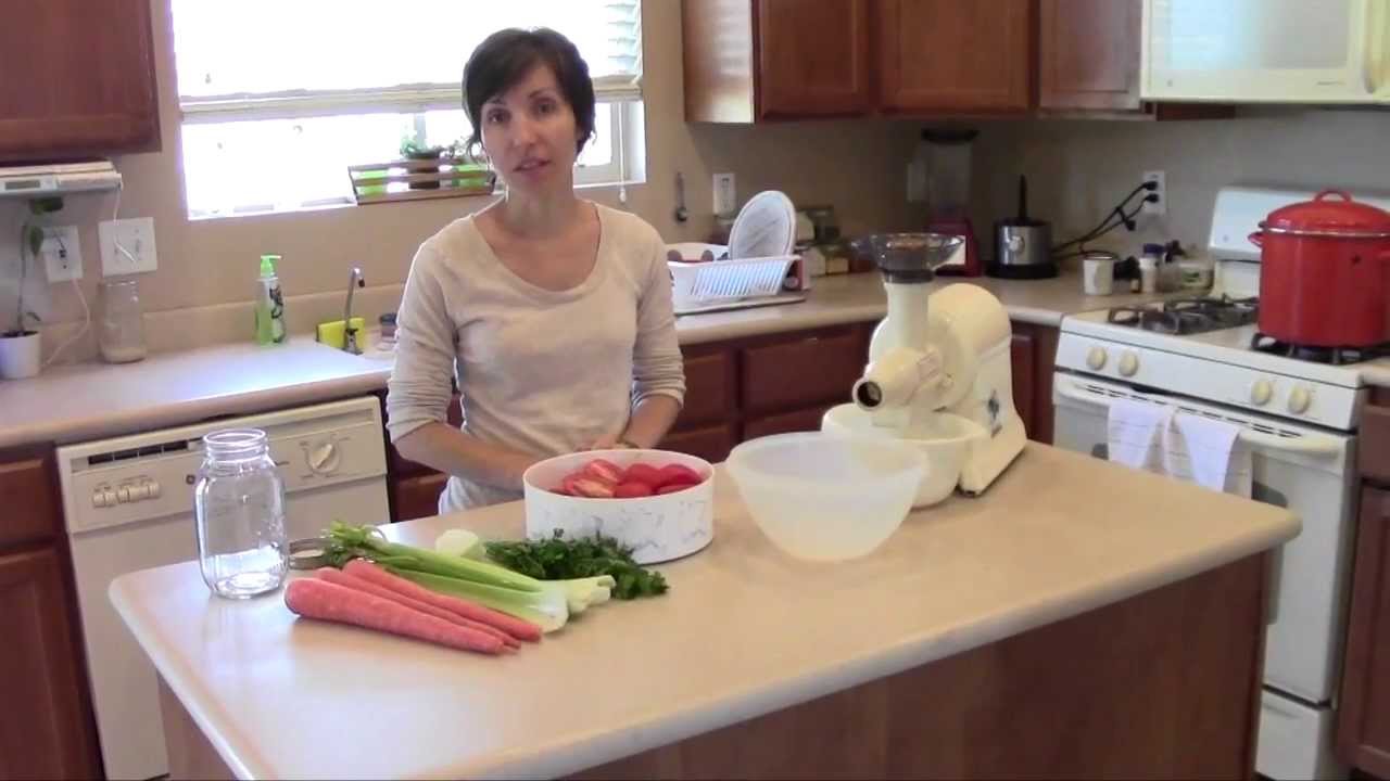Homemade V8 Juice // Food // Juice // Step by Step // Raw