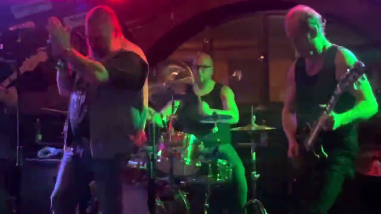 L.K.M. - Vírus ( Miskolc-Corner) 2024.12.14