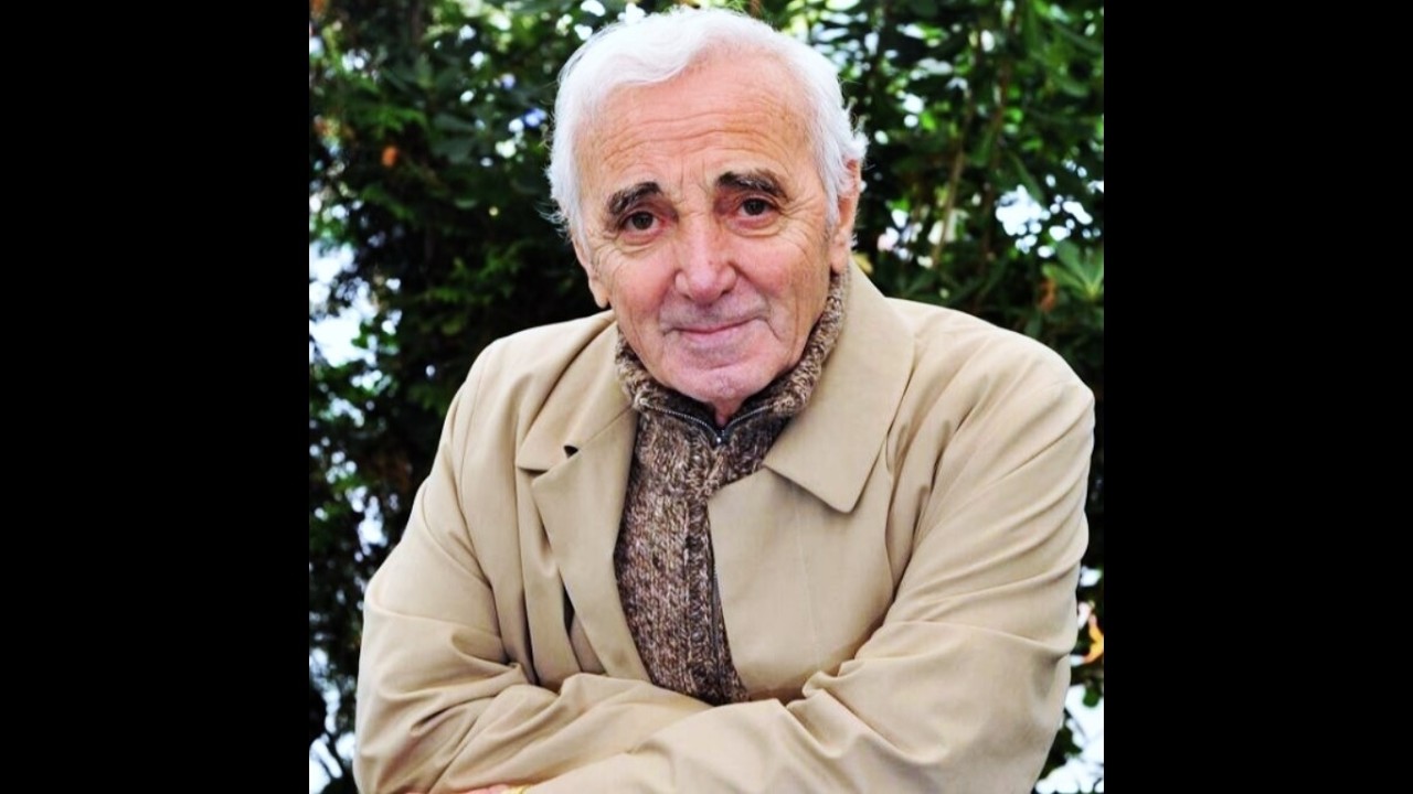 Charles AZNAVOUR - Non, je n'ai rien oublié - CHANSON-FILM - La rencontre avec des actrices !
