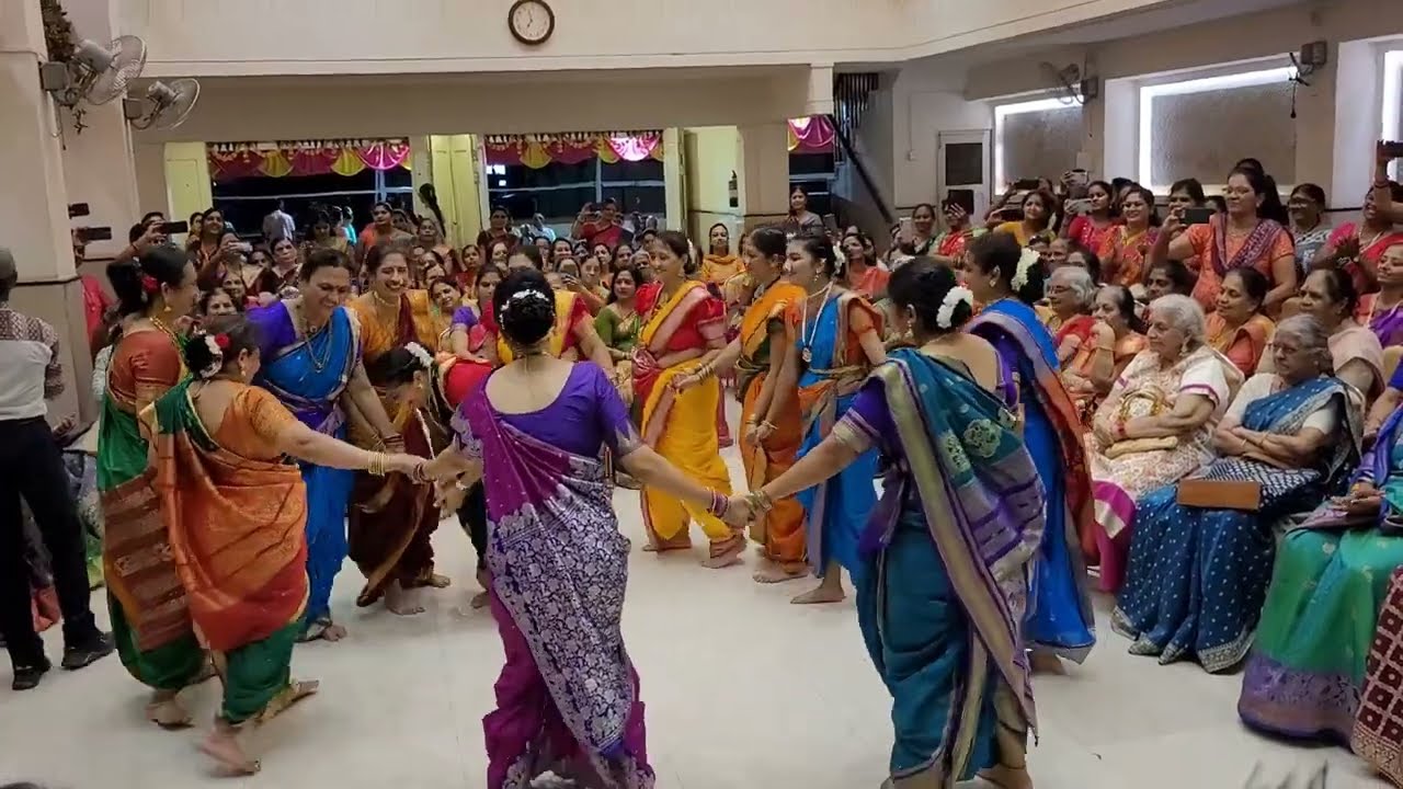 Mangalagaur function,songs & dance steps,  Maharashtra Hindu tradition,professional group performers