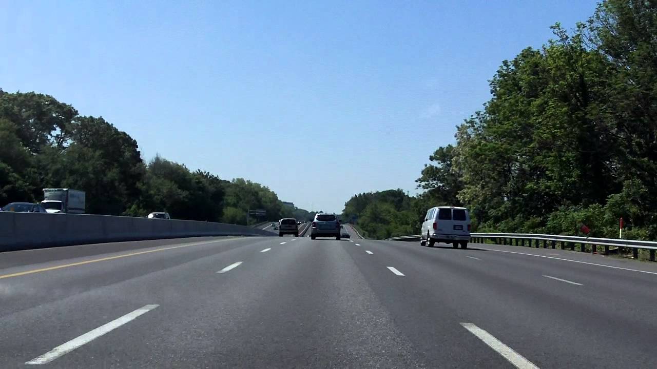 Yankee Division Highway (Interstate 95/MA 128 Exits 32 to 25) southbound