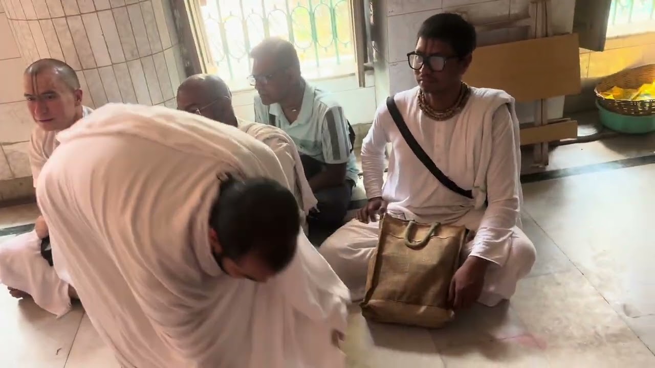 Purnimar Porer Diner Vaishnab Seba @nitaidarbar 