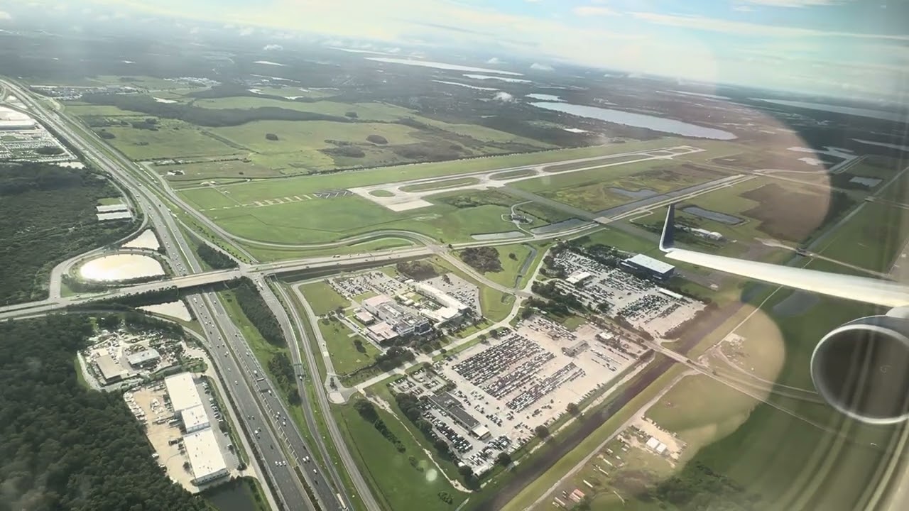 Delta Airlines Boeing 757-300 take off and climb from Orlando (MCO)
