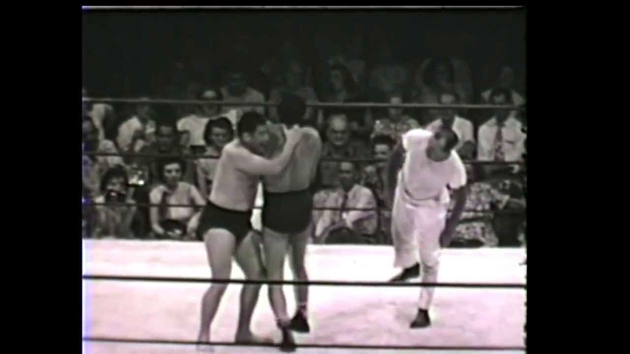 Duke Keomuka vs Miguel Black Guzman 1950s Texas professional wrestling Luchador