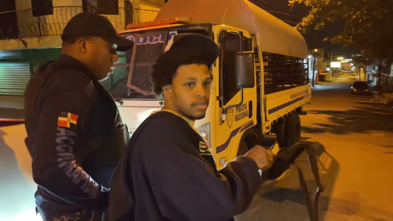 RECORRIDO DE LA POLICIA EN SECTORES DE SAN FRANCISCO DE MACORIS