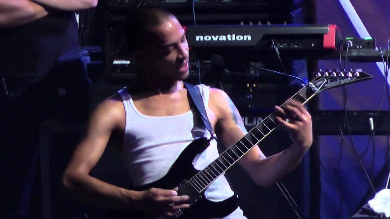 Veil of Maya LIVE 2012-11-11 Cracow, Poland - Wounds & It's Not Safe to Swim Today & Punisher