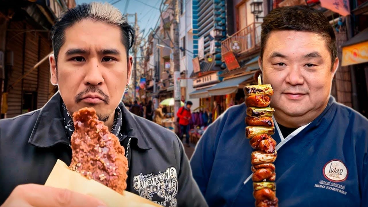 🍢 Invito comida CALLEJERA a un CHEF [Iwao Komiyama en Japón]
