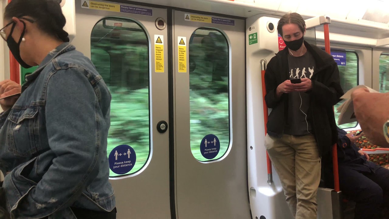 Journey on the tube 🚇 From Chingford to Gloucester Road via Overground, Victoria and Piccadilly.