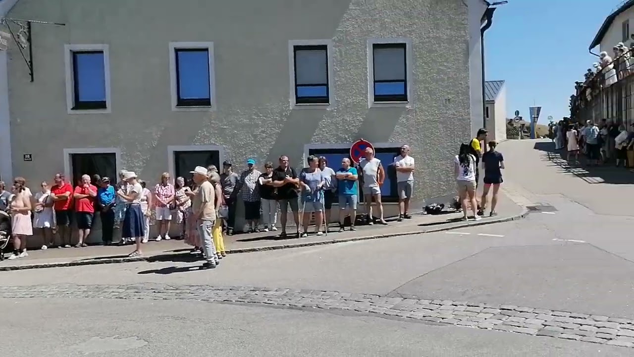 Festumzug in Deuerling/Oberpfalz zum 50jährigen Jubiläum der Deuerlinget Blasmusik