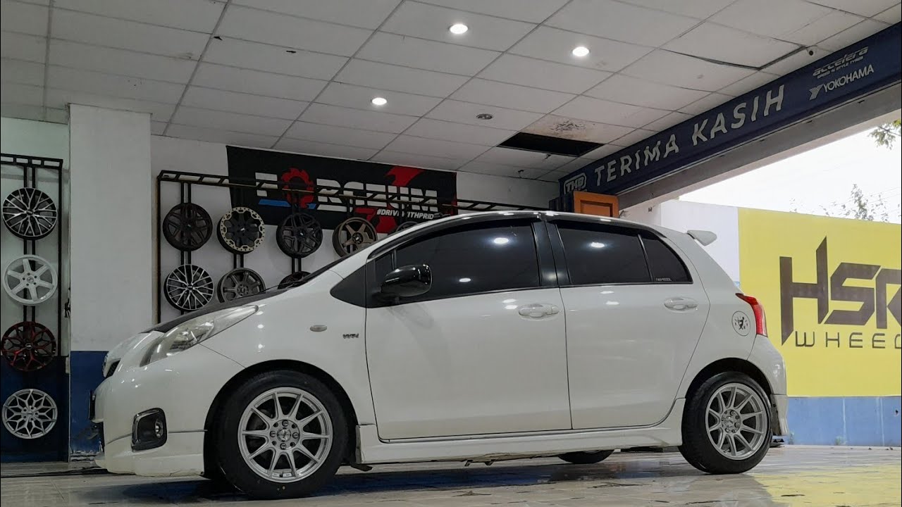 YARIS  BAKPAO MODIFIKASI  VELG RING 15