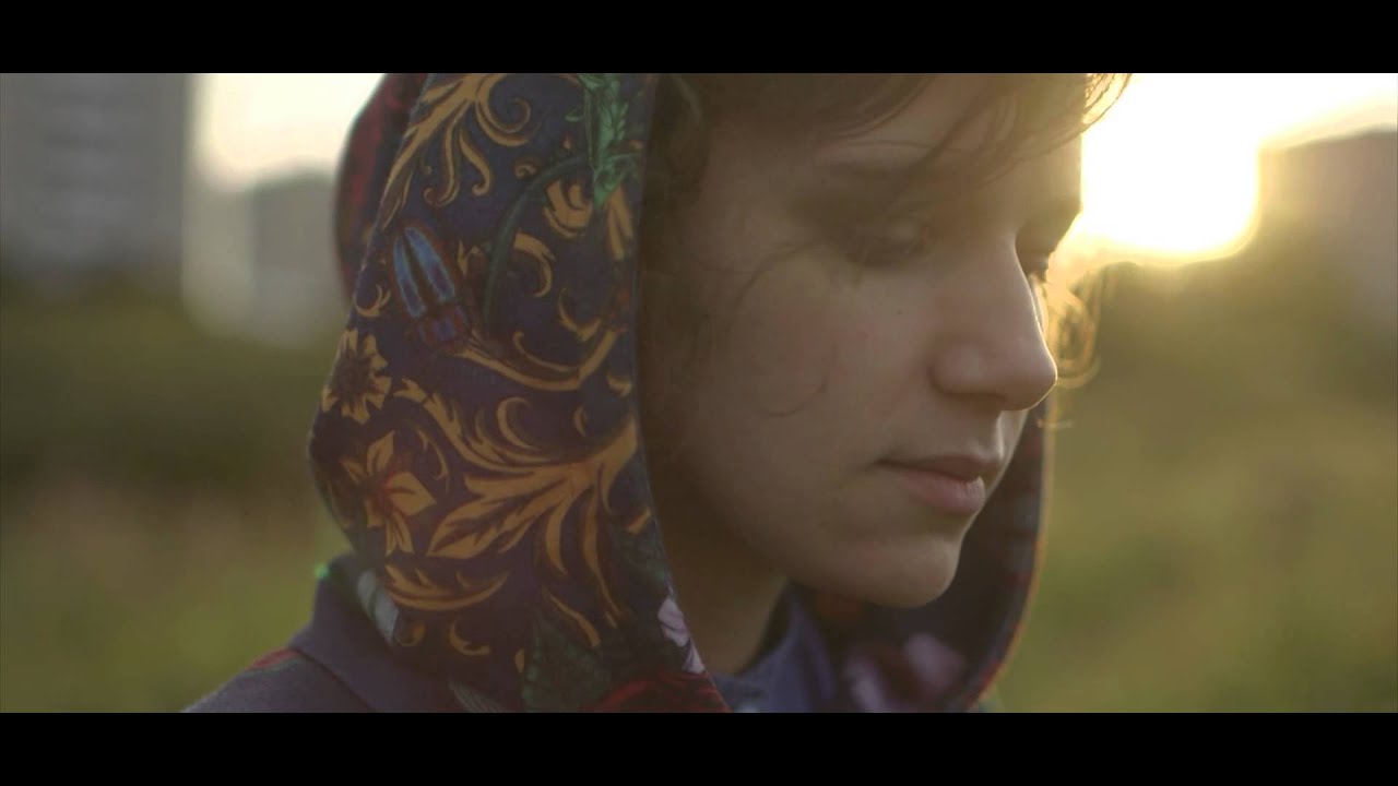 Iiris Viljanen - Årstavikens Strand (Official Video)