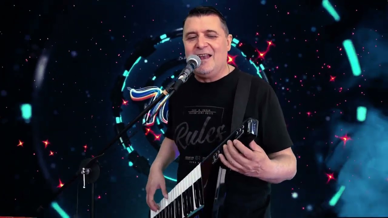 MALIBU  - Silvio Ryhr - Los Vivos Del Facebook