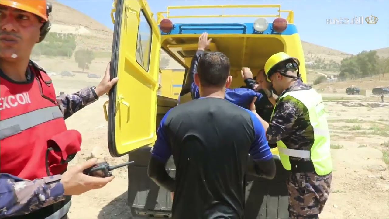 سواعد الإنقاذ | نشامى الدفاع المدني