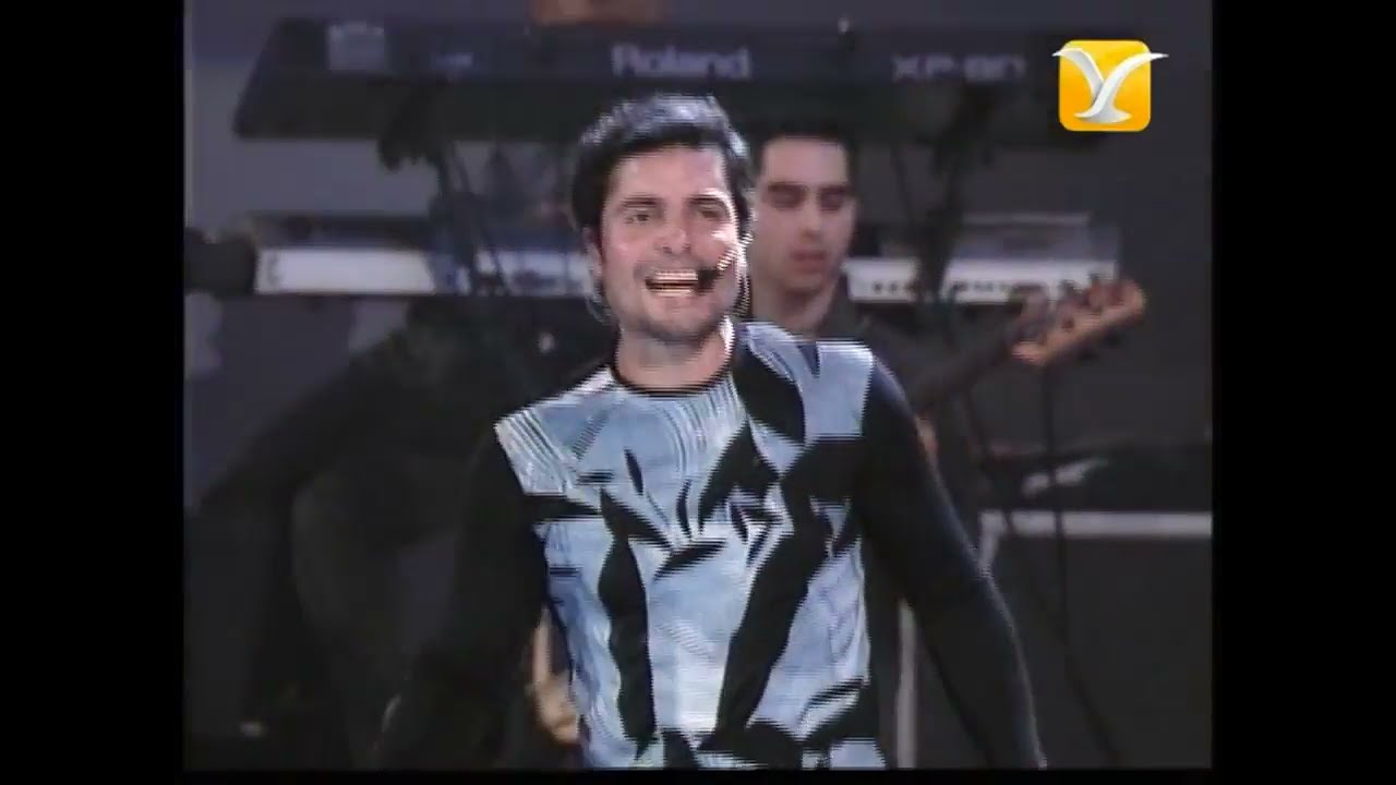Chayanne - Ay Mamá - Festival de Viña del Mar 2002
