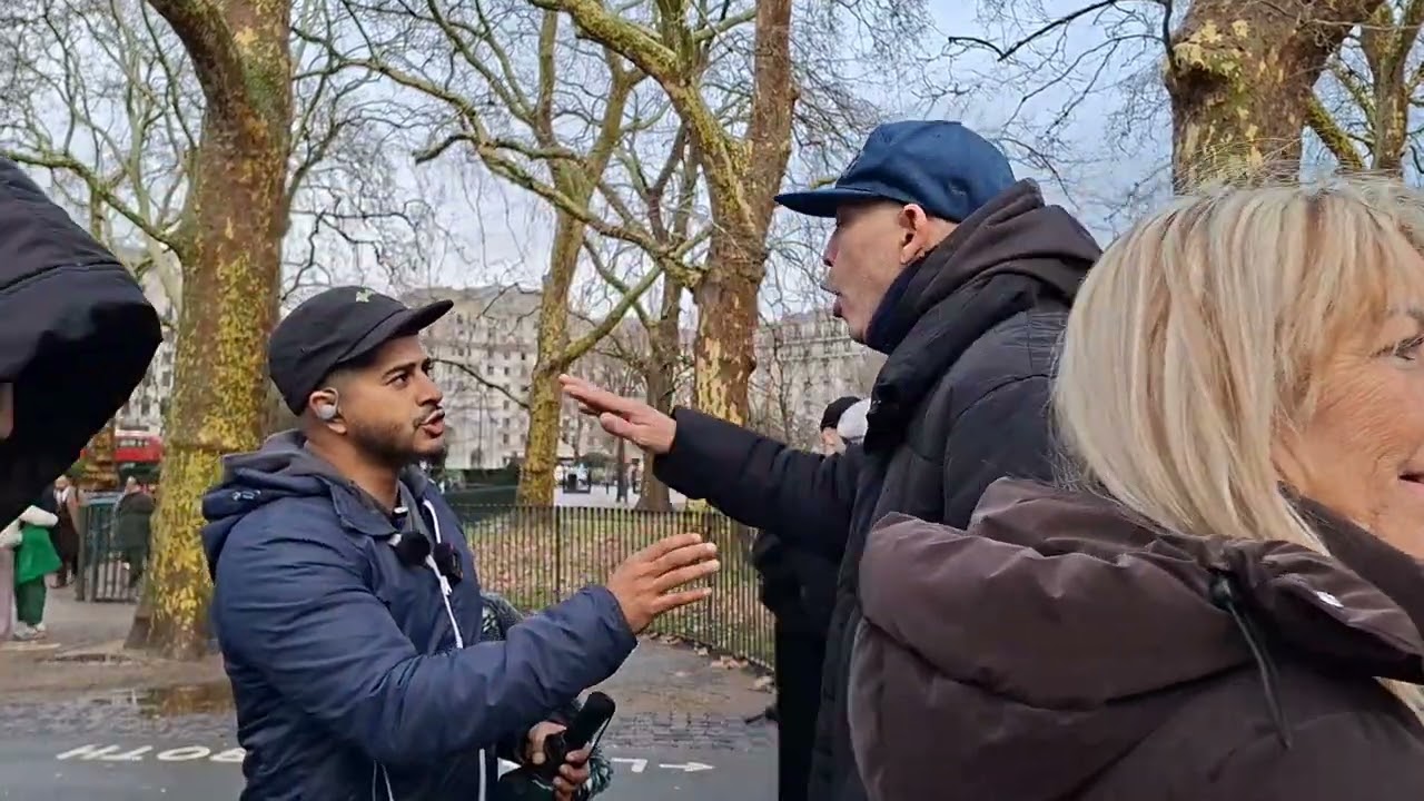 Hamza Back And Fake Ex-Muslim Runs In Shame | Hamza Twin | Speakers Corner 