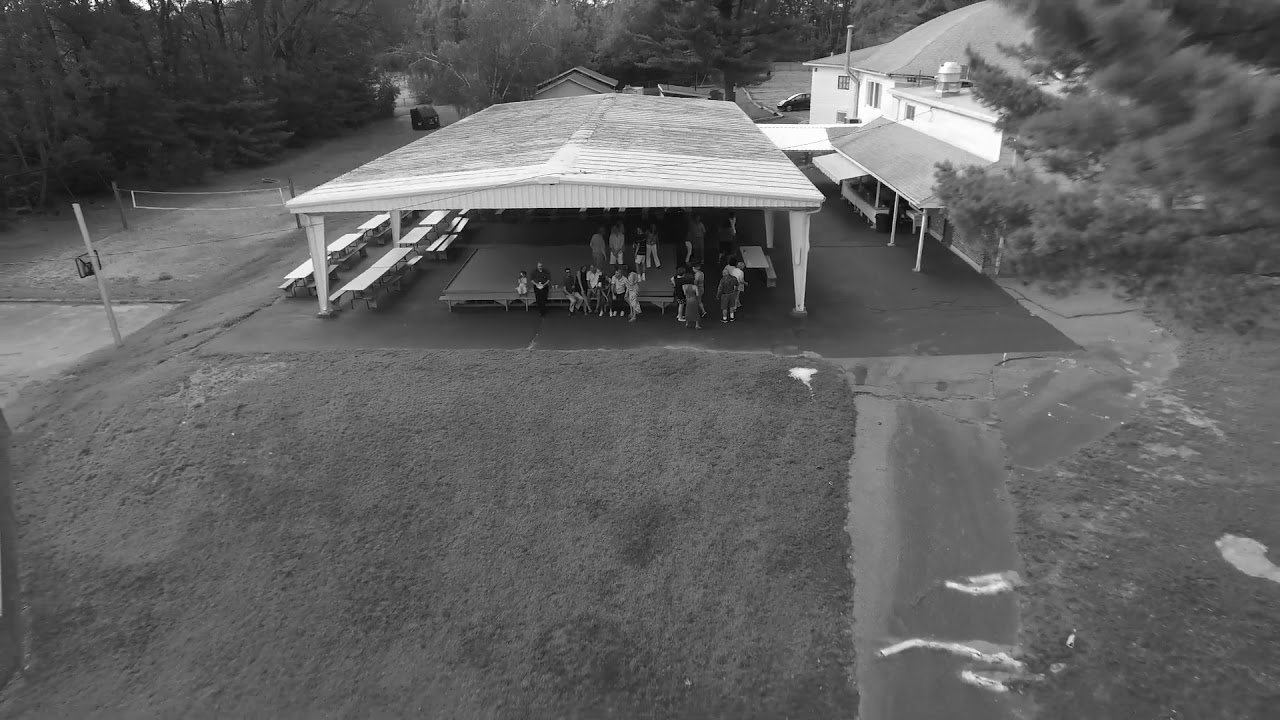 Fly away of the wedding party