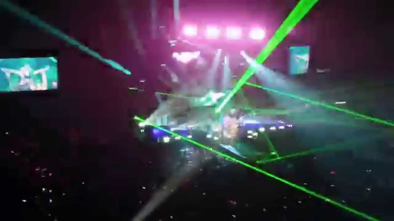 E T - Katy Perry Live in Bangkok 2015
