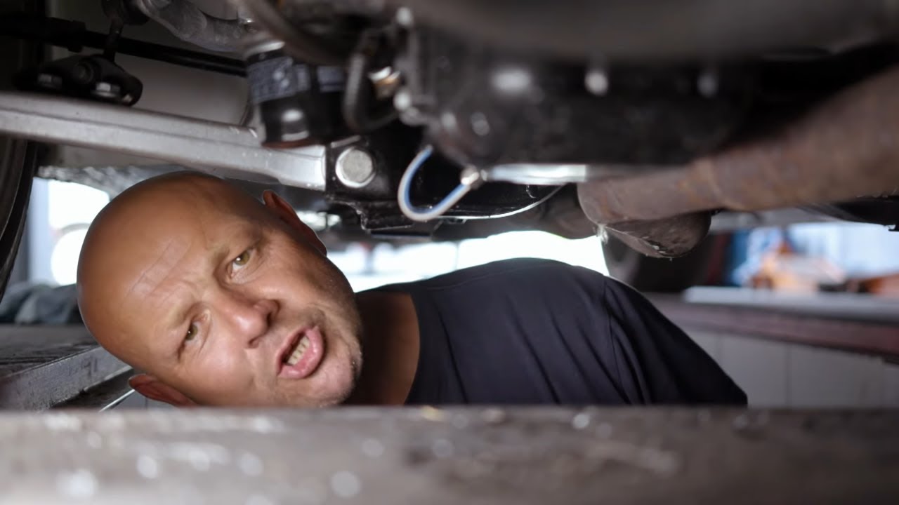 Prosty spos&oacute;b na czystą wymianę filtra oleju! #101_Gadżet&oacute;w